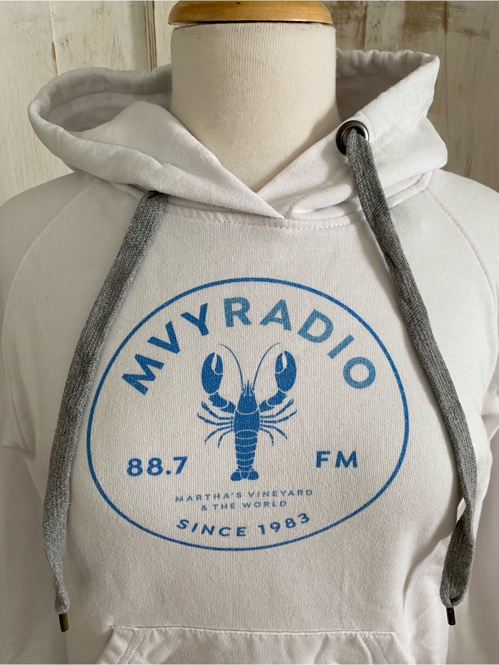Martha’s Vineyard Radio Hoodie Sweatshirt Small